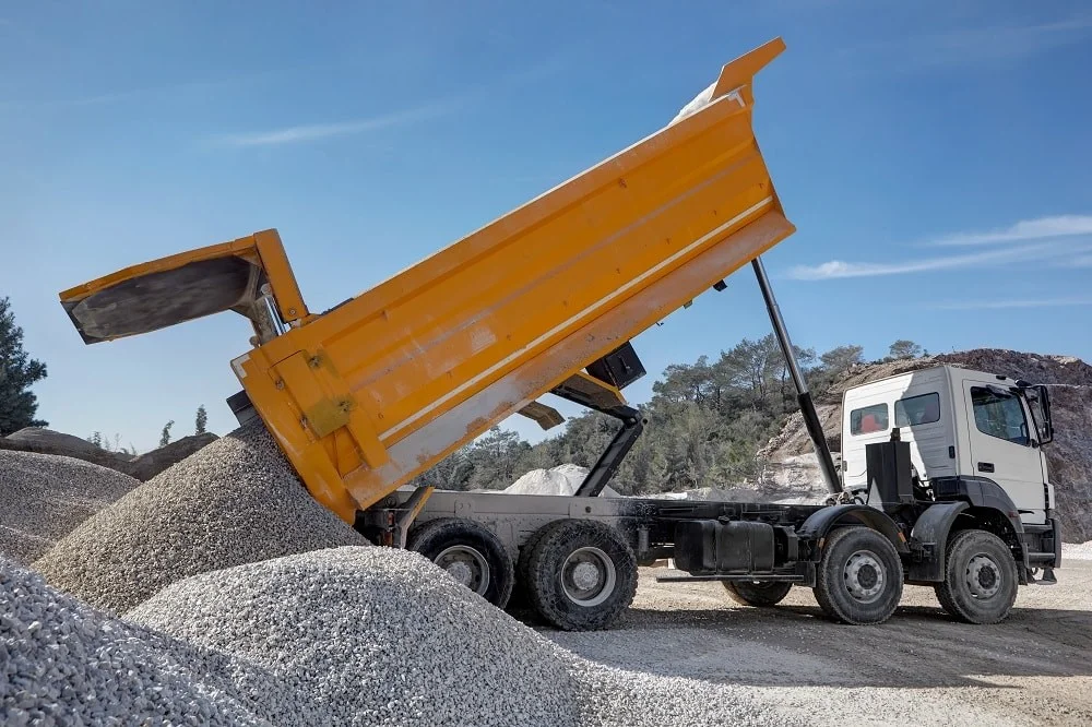 Hoe pas je de hydraulische cilinderophaling van de dumper truck aan？ aan
