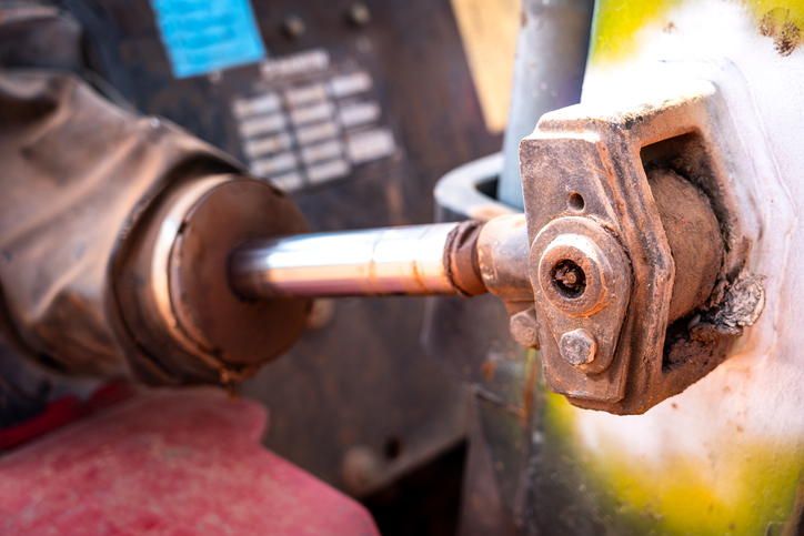 Hoe gaan hydraulische cilinders om met complexe installatieomgevingen?